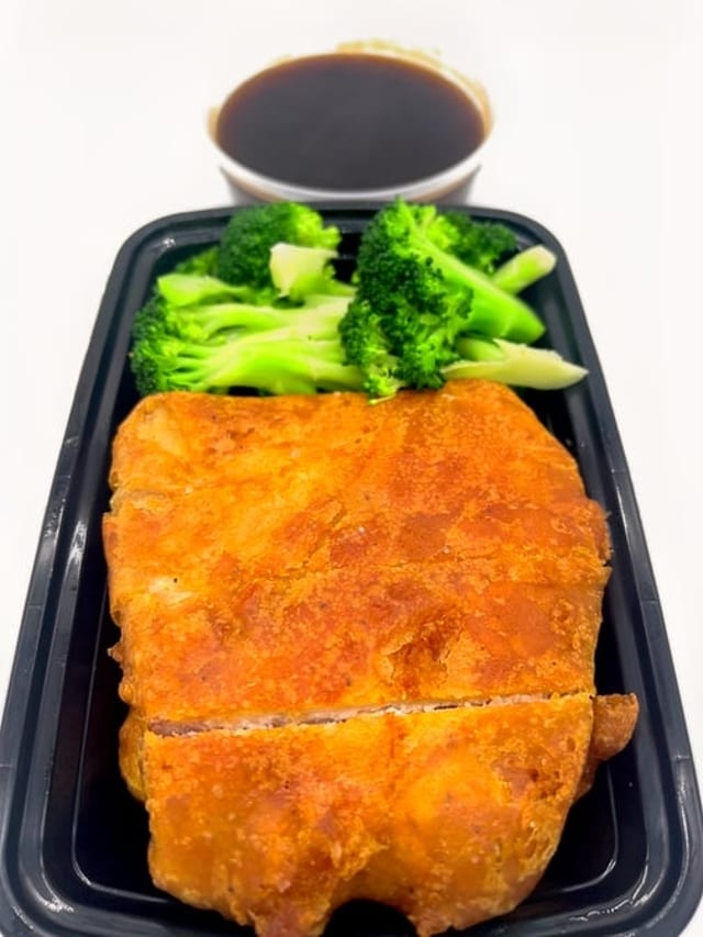 Iron Steak with Broccoli.