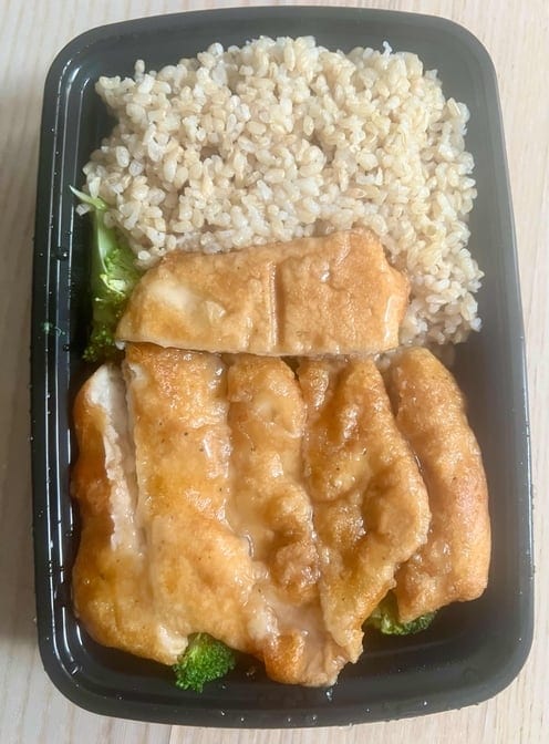 Lemon chicken lunch special.