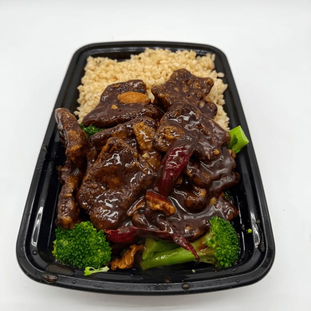 Orange tangerine beef.