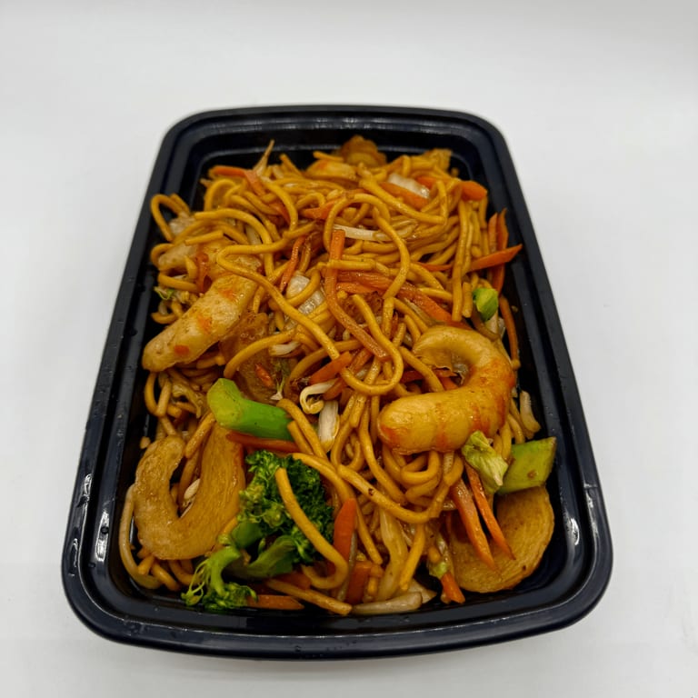 Savor Our Lo Mein